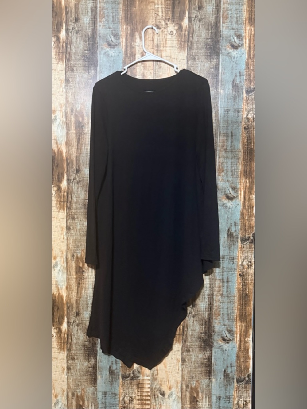 Black Asymmetrical Emery Rose  Long-Sleeve Tunic Top - Women